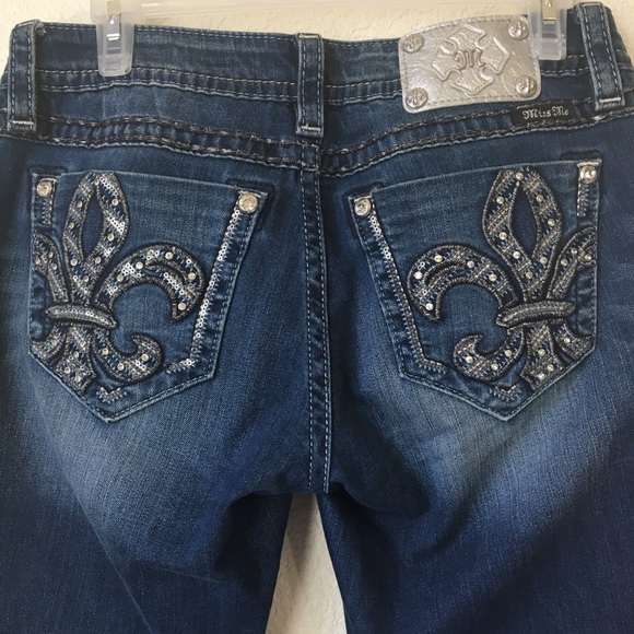 Miss Me | Fleur-de-lis Skinny Jeans - Picture 2 of 6